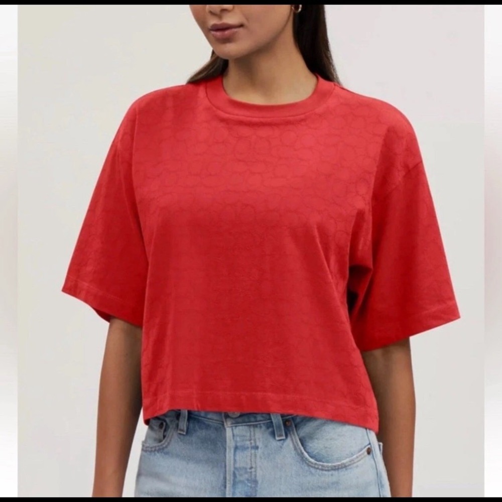 Coach Women's Signature C Large Red Cropped T-Shirt NWT - Picture 2 of 6